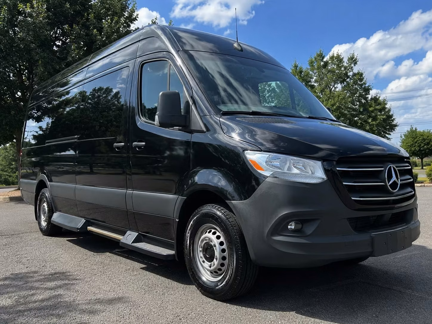 glendale airport shuttle services